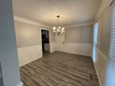 Main picture of 1490 Mill Creek Ct SW