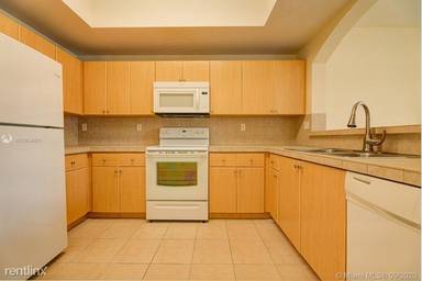 Main picture of 8814 W Flagler St