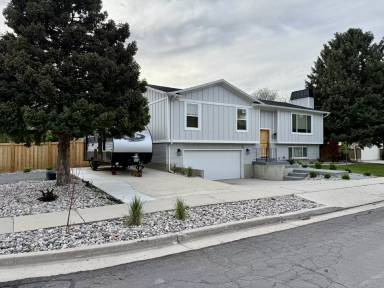 Main picture of 11152 S Lyndbrook Way