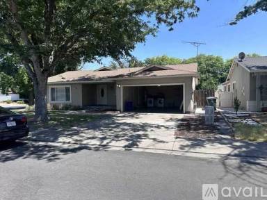 Main picture of 3212 Jasper Ave