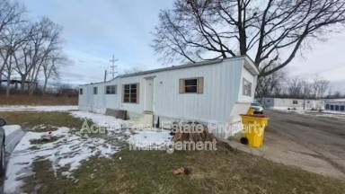 Main picture of Carriage Manor MHC