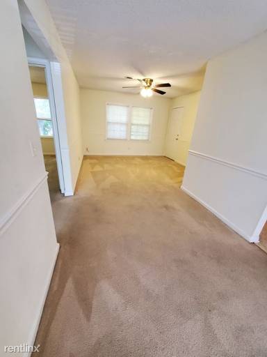 Main picture of 25 Cavalier Ct