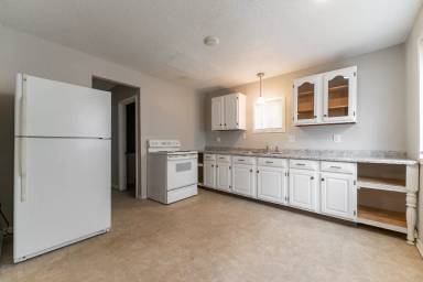 Main picture of 269 S Temple Ave