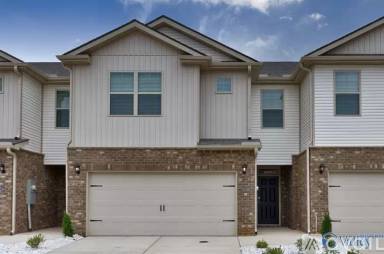 Main picture of 217 Bay Pine Dr