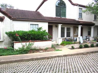 Main picture of 5604 Bonnell Vista St