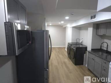 Main picture of 71 Adams St NW