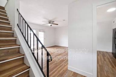 Main picture of 2217 Mission Hill Dr