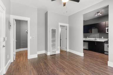 Main picture of 138 Elm Ave