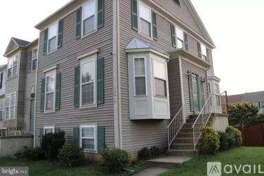 Main picture of 12917 Hyannis Ln