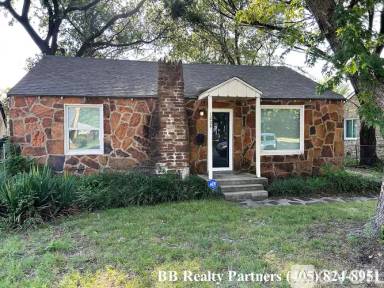 Main picture of 1200 S Atlanta Pl