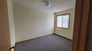 Main picture of 1051 13th St N