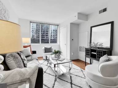 Main picture of Capitol Hill Tower