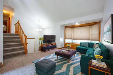 Main picture of 7513 S 134th St