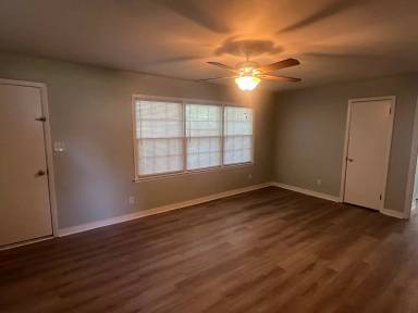 Main picture of 155 Azalea Ave
