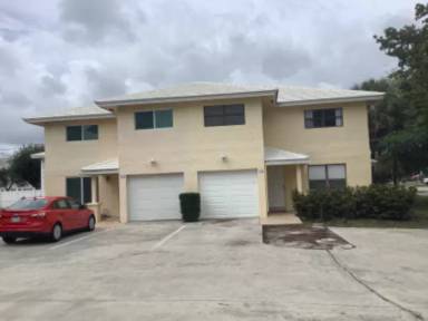 Main picture of 246 SW 6th St