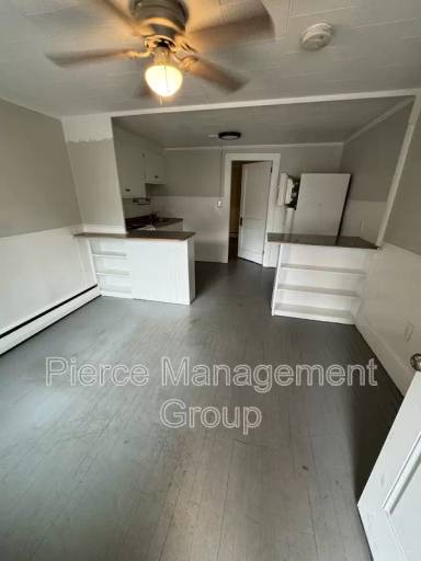 Main picture of 305 Marlboro St