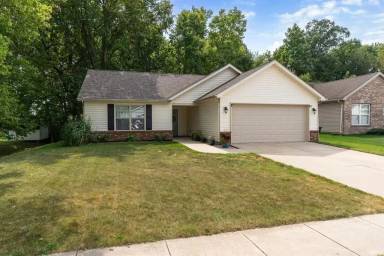 Main picture of 407 Plantation Way