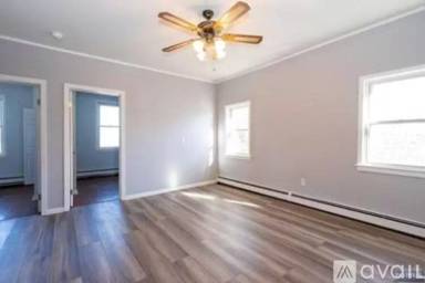 Main picture of 599 University Blvd