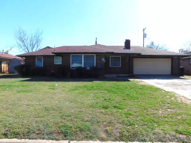 Main picture of 1404 NE 46th St