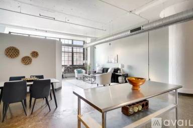 Main picture of The Rossmor Building Lofts