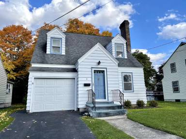 Main picture of 5 Joy St