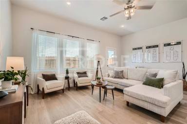 Main picture of 6415 Pine Heights Dr