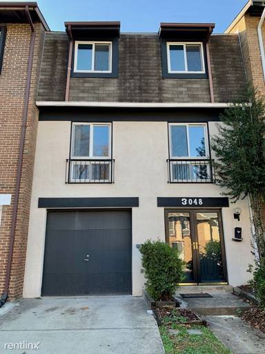 Main picture of 3048 Mission Square Dr