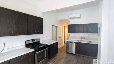 Main picture of 125 N H St