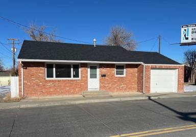Main picture of 714 Cy Ave