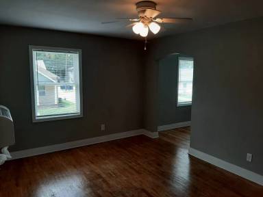 Main picture of 101 N Husband St