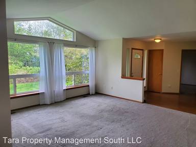 Main picture of 4879 Breezefair Rd