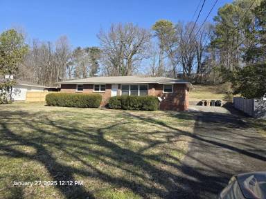 Main picture of 4924 Briarwood Dr