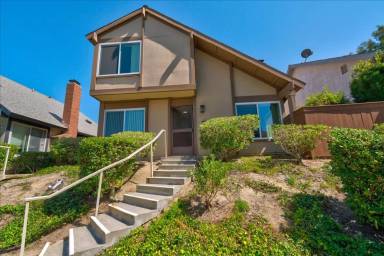 Main picture of 10661 Esmeraldas Dr