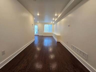 Main picture of 2611 Manton St