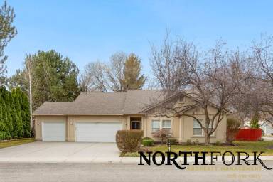 Main picture of 1213 N Faldo Way