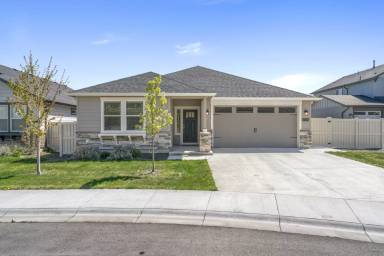 Main picture of 10743 W Thimbleberry Ct