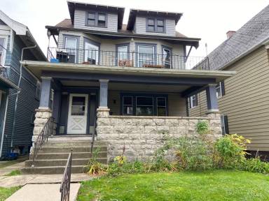 Main picture of 677 W Delavan Ave