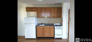 Main picture of 737 Garfield St