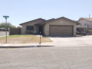 Main picture of 951 S Teri Dr