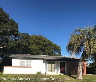 Main picture of 1728 E Waycross Cir