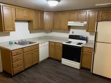 Main picture of 2715 Eggert Rd