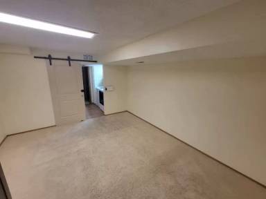 Main picture of 3449 Queen Anne Way