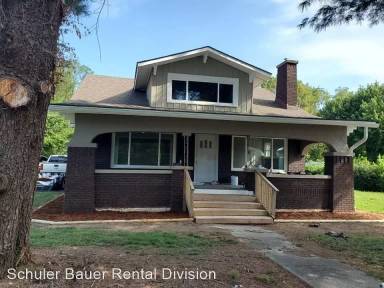 Main picture of 240 Ealy St