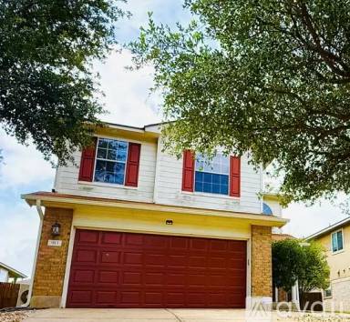 Main picture of 913 Coronation Way