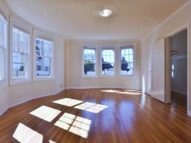Main picture of 1895 Jackson St