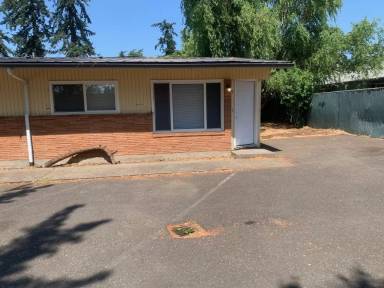 Main picture of 2414 SE 143rd Ave