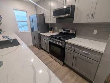 Main picture of 3314 Mission Blvd