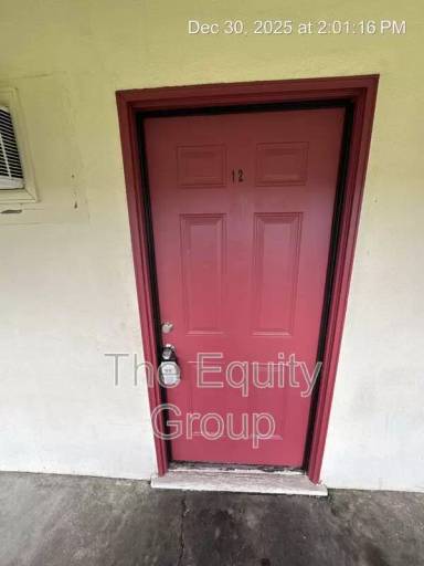 Main picture of 352 S Blackstone St