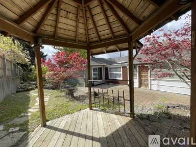 Main picture of 1616 Perry Ave