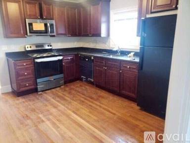 Main picture of 80 Grant St